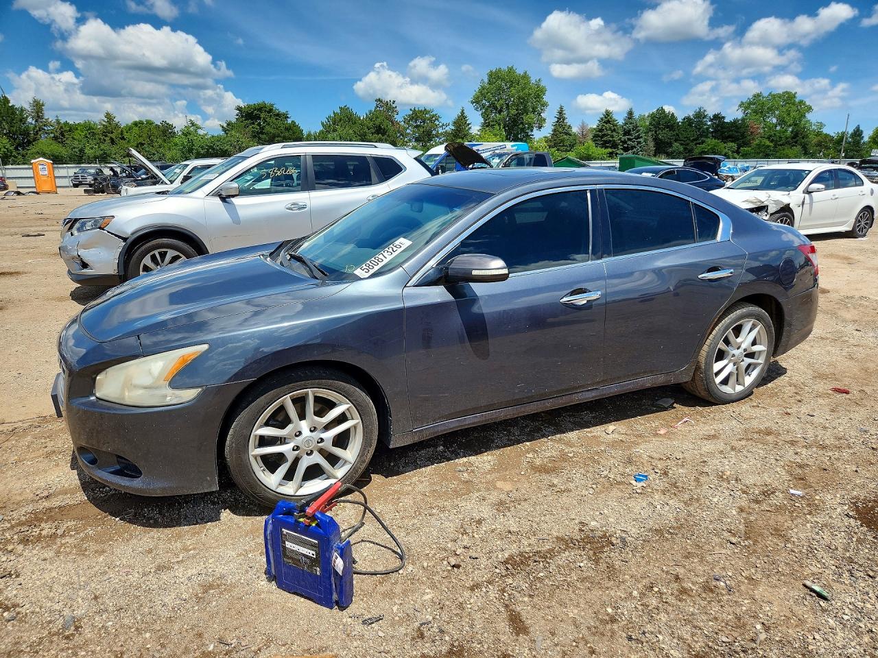 2011 NISSAN MAXIMA