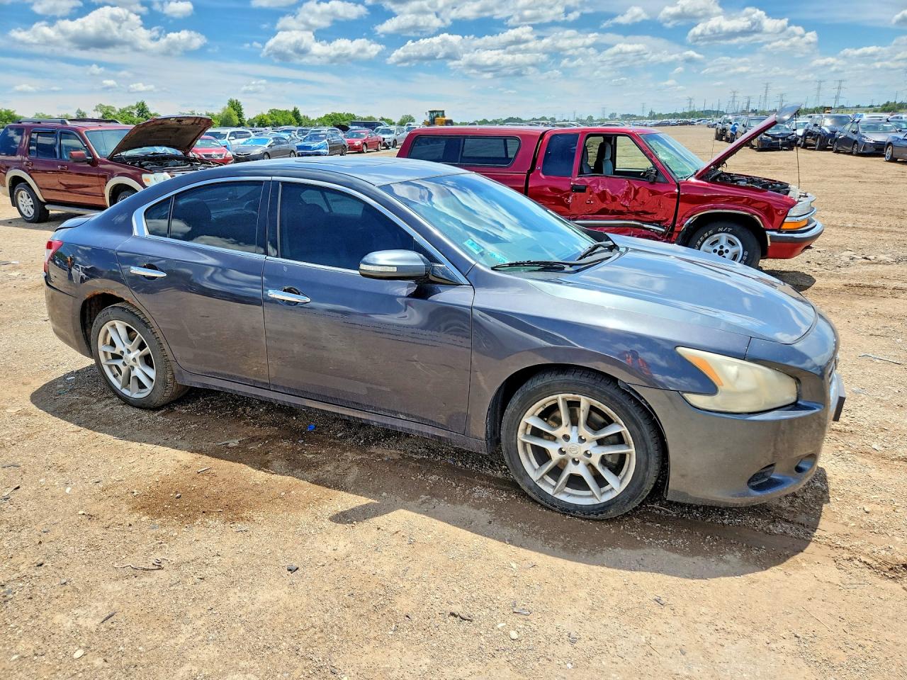 2011 NISSAN MAXIMA