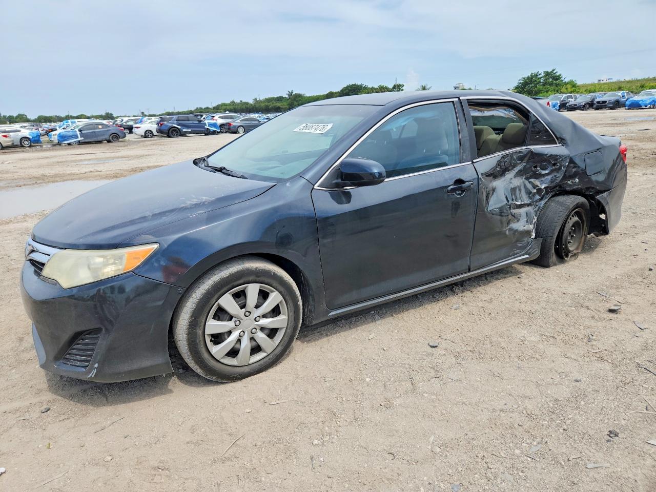 2013 TOYOTA CAMRY