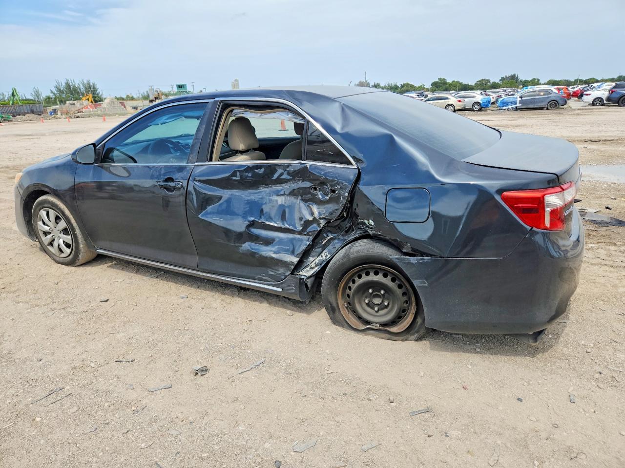 2013 TOYOTA CAMRY