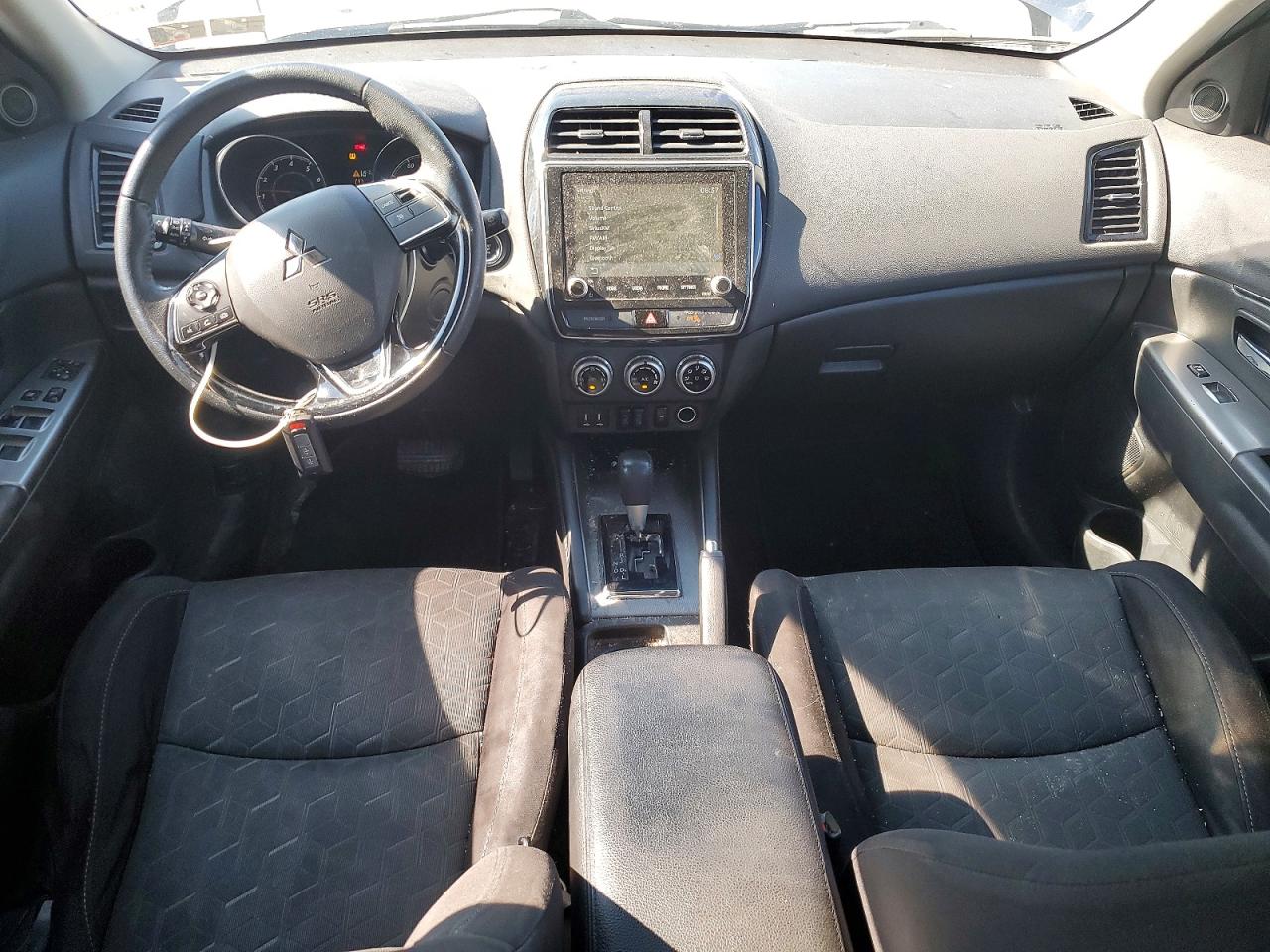 2020 MITSUBISHI OUTLANDER