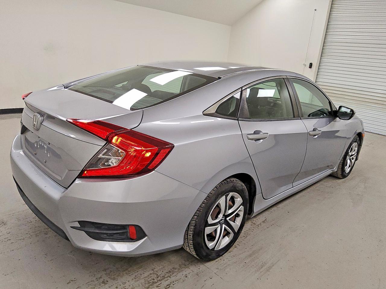 2018 HONDA CIVIC