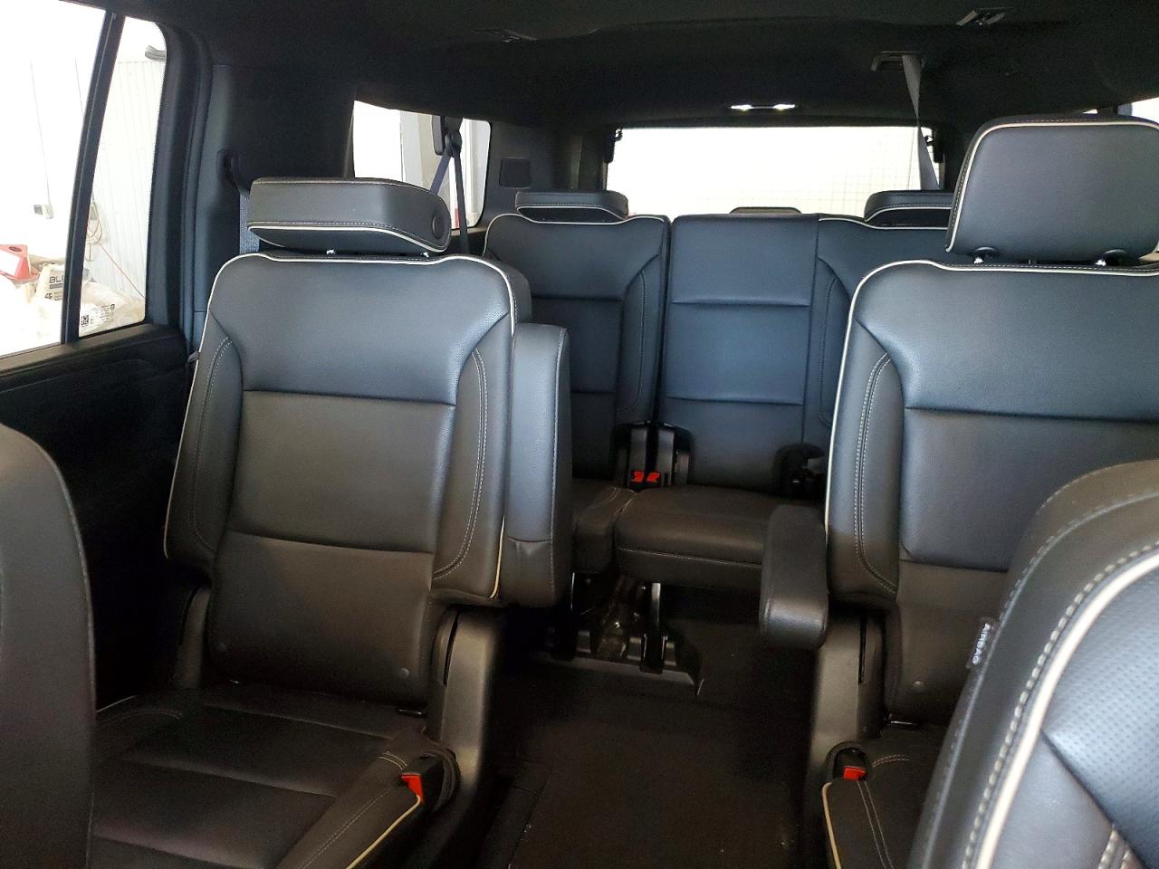 2023 GMC YUKON
