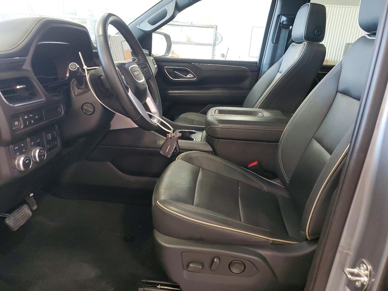 2023 GMC YUKON