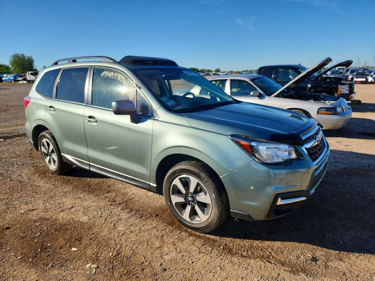 2017 SUBARU FORESTER