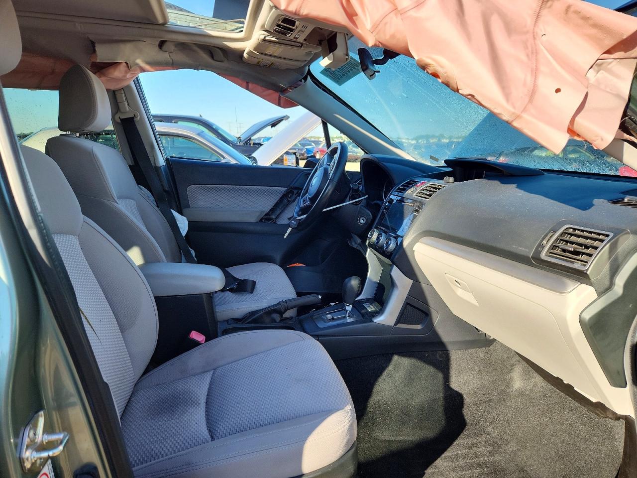 2017 SUBARU FORESTER
