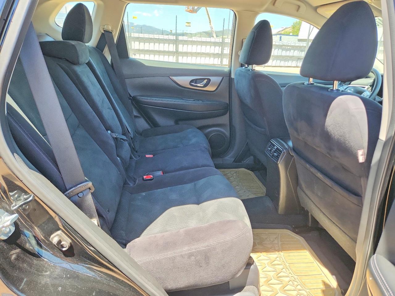2014 NISSAN ROGUE