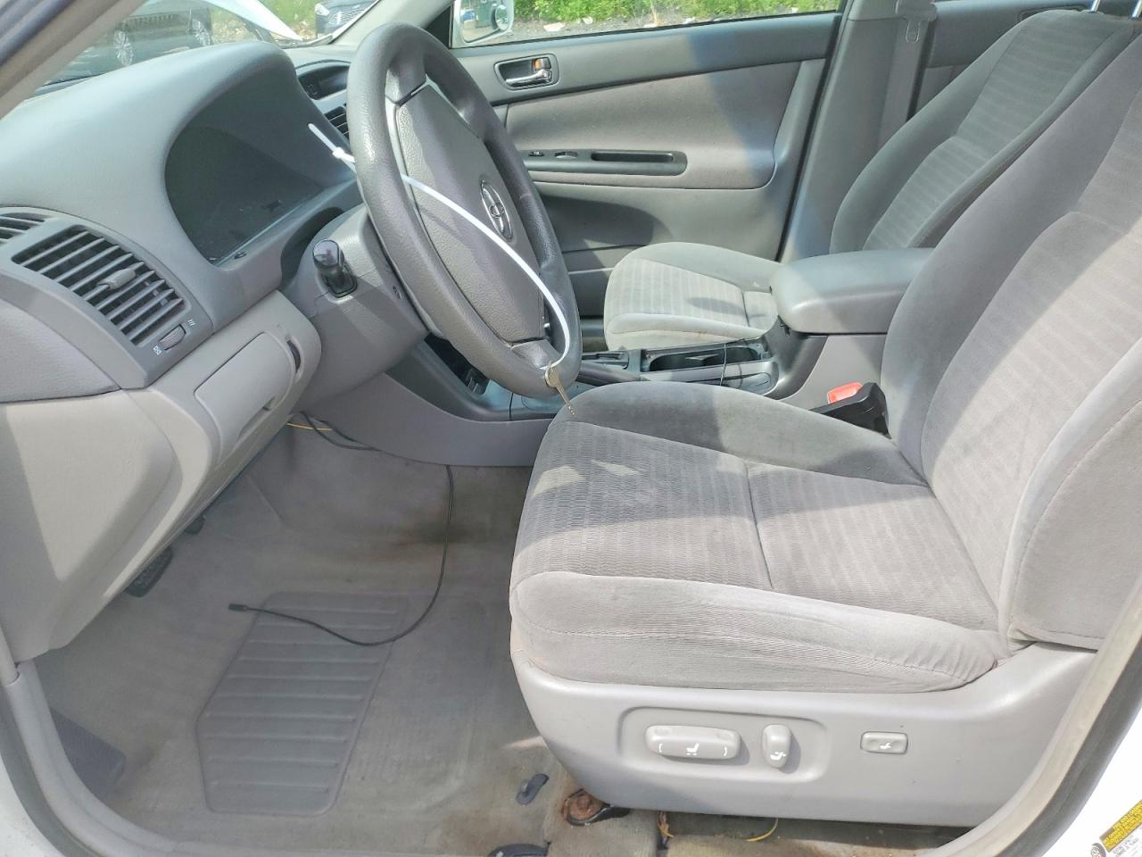 2005 TOYOTA CAMRY