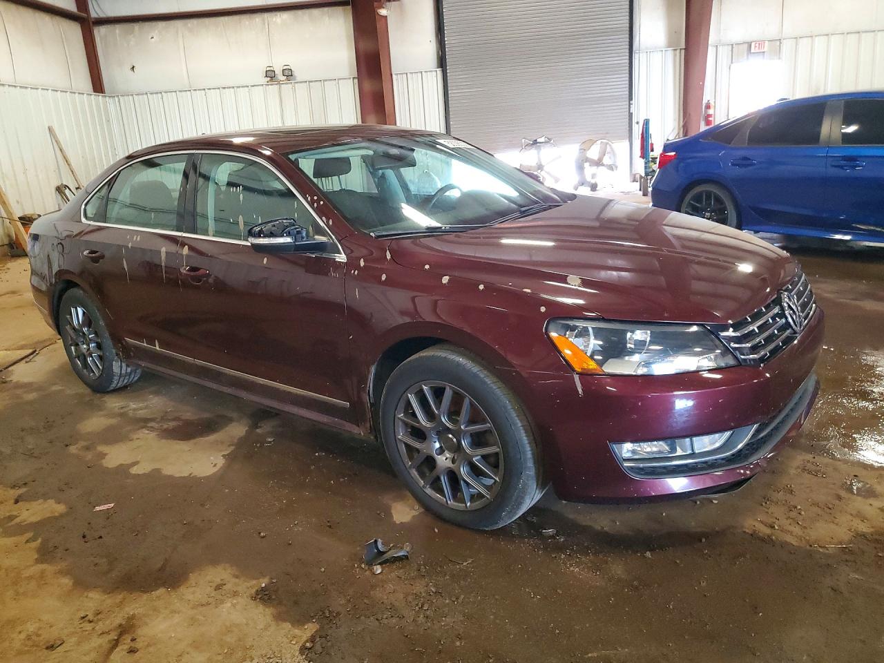 2013 VOLKSWAGEN PASSAT