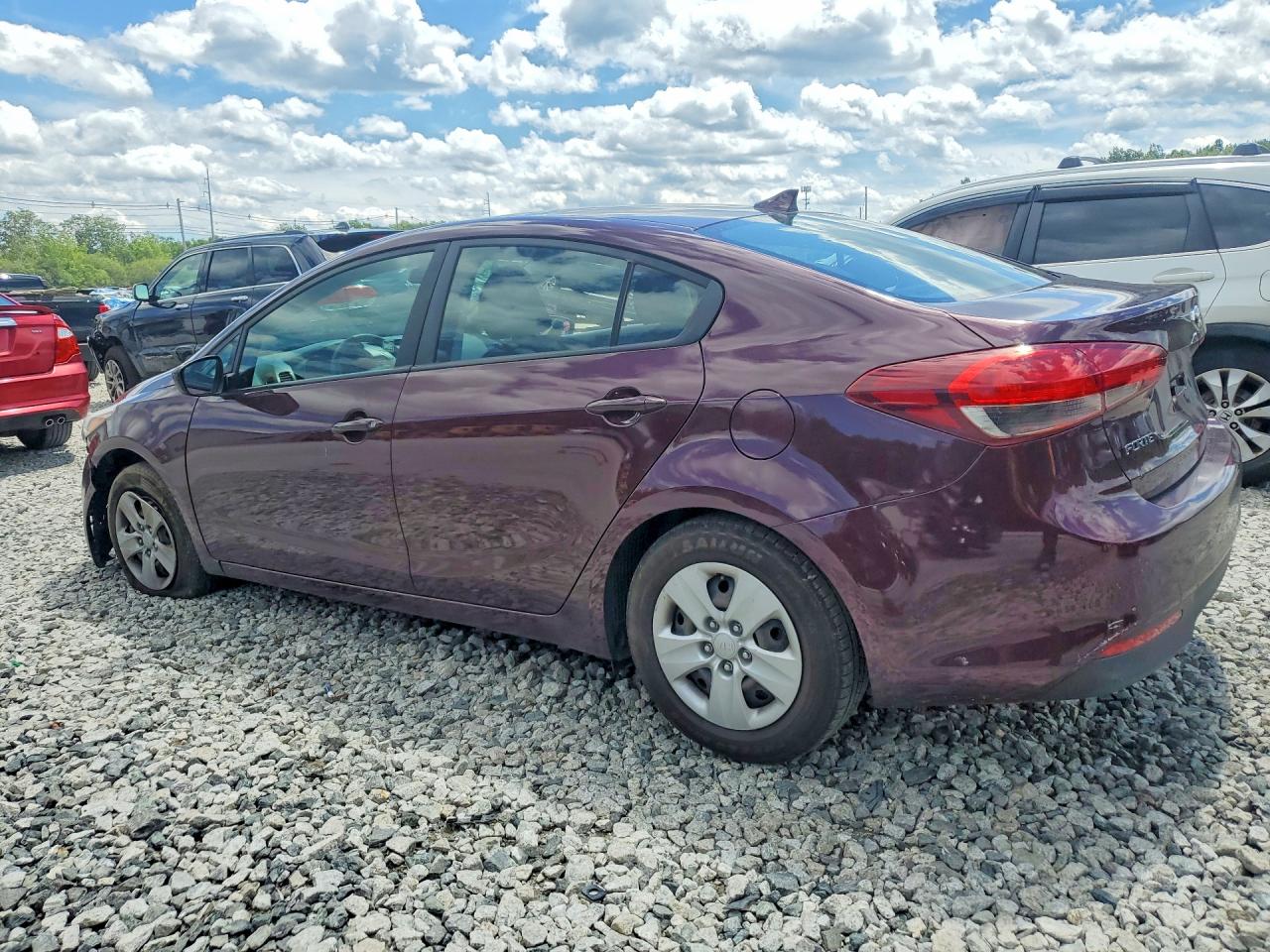 2017 KIA FORTE