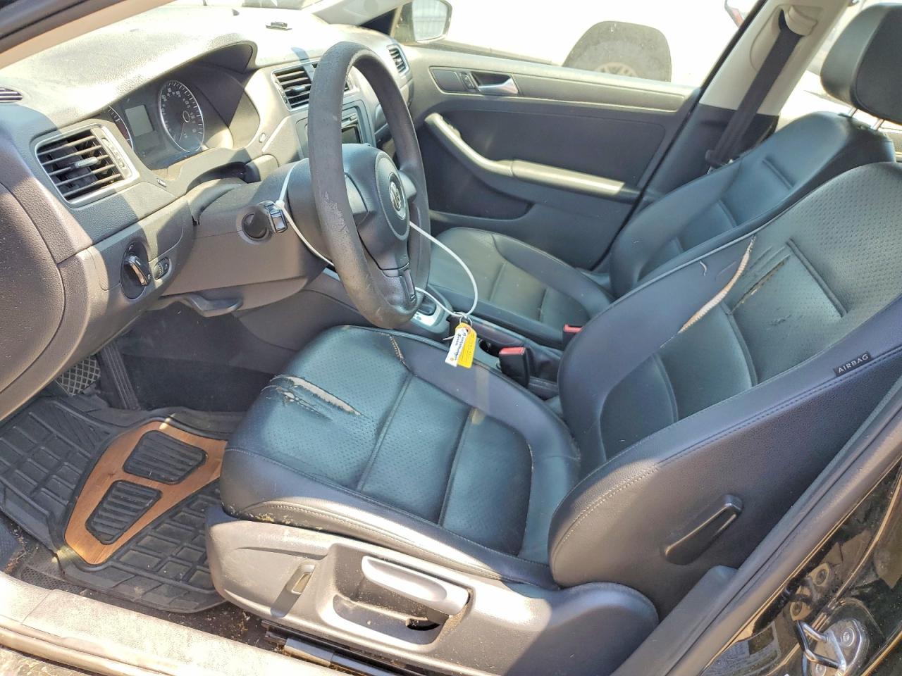 2014 VOLKSWAGEN JETTA