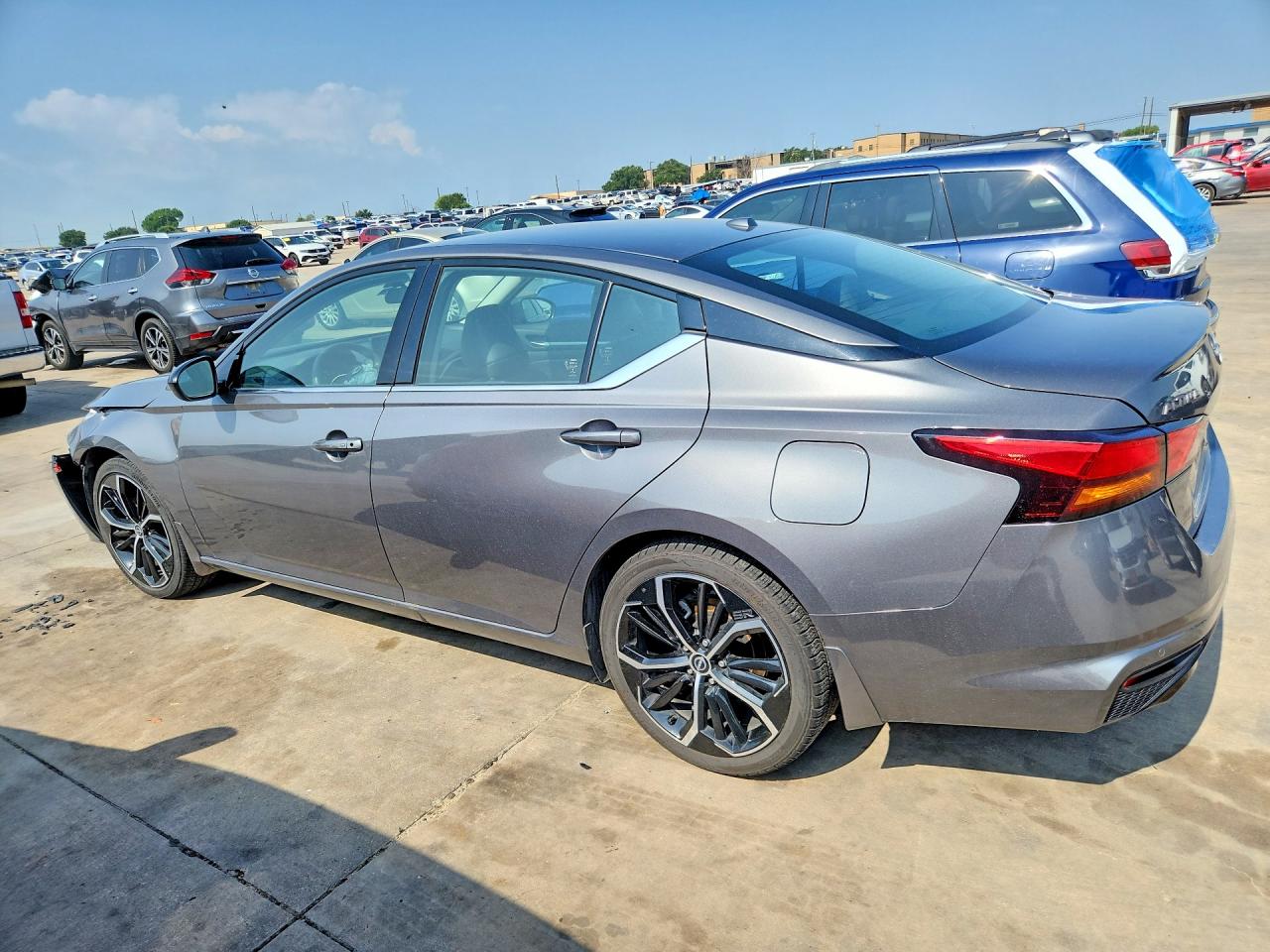 2024 NISSAN ALTIMA