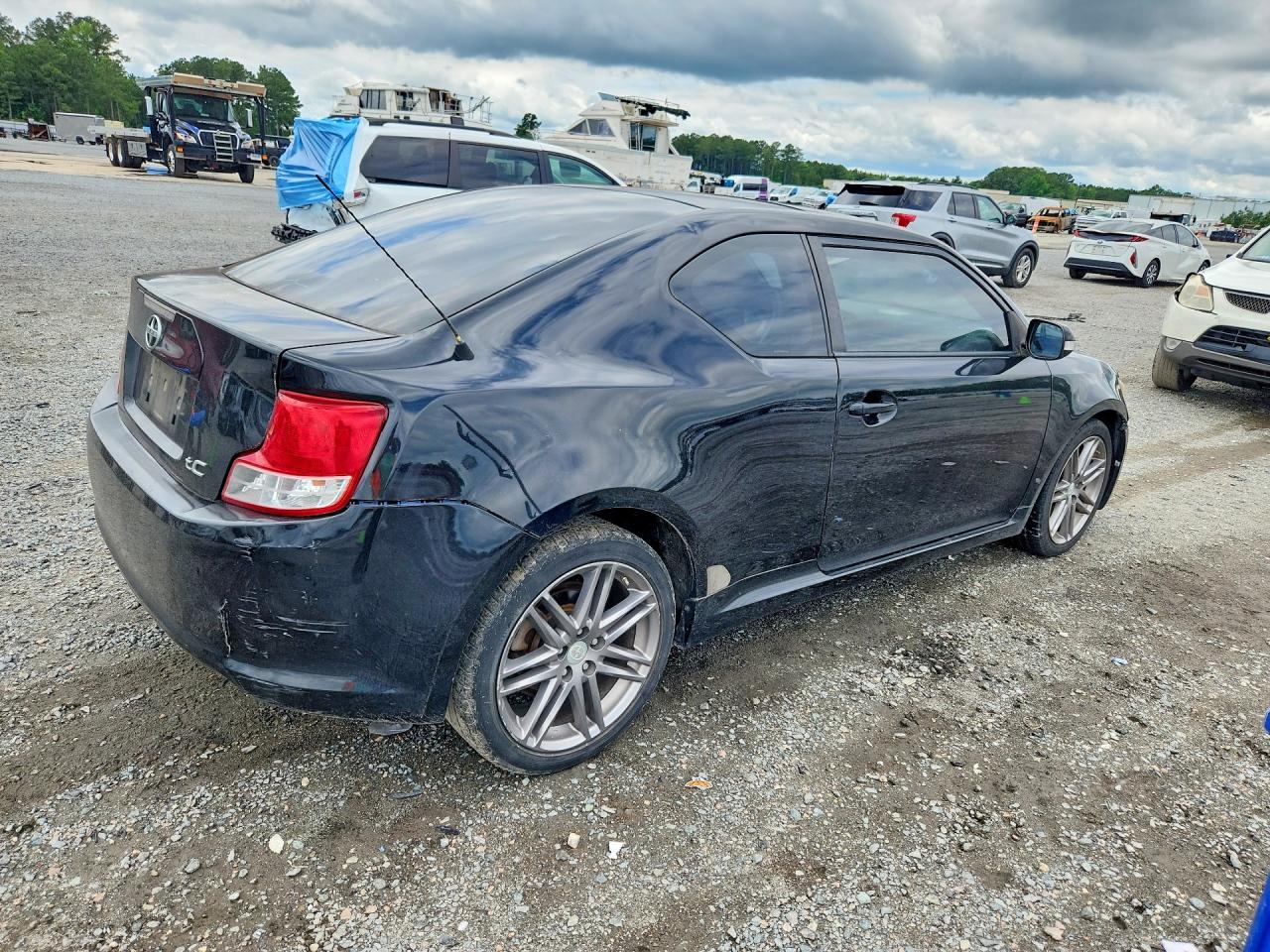 2011 SCION TC