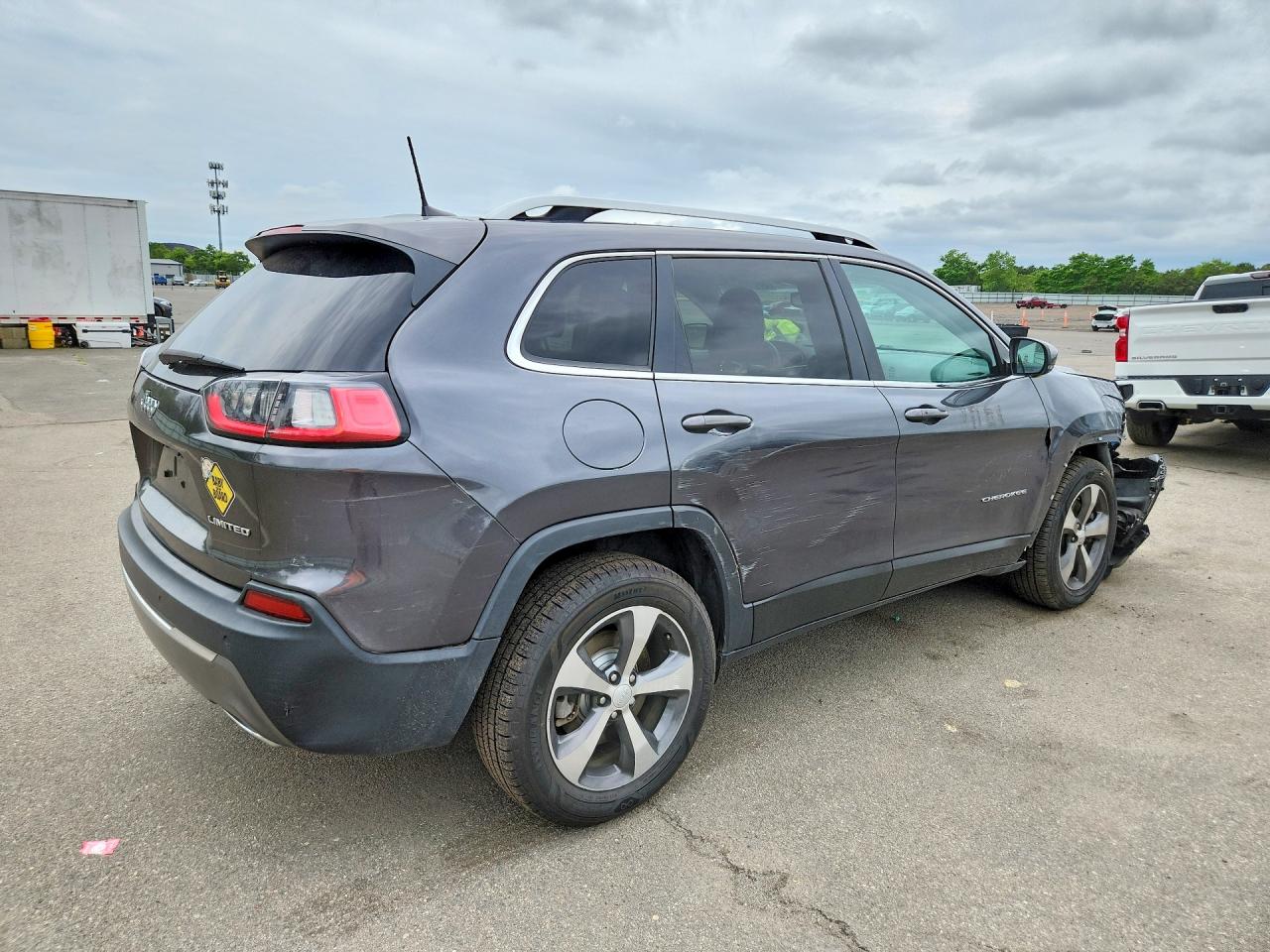 2019 JEEP CHEROKEE