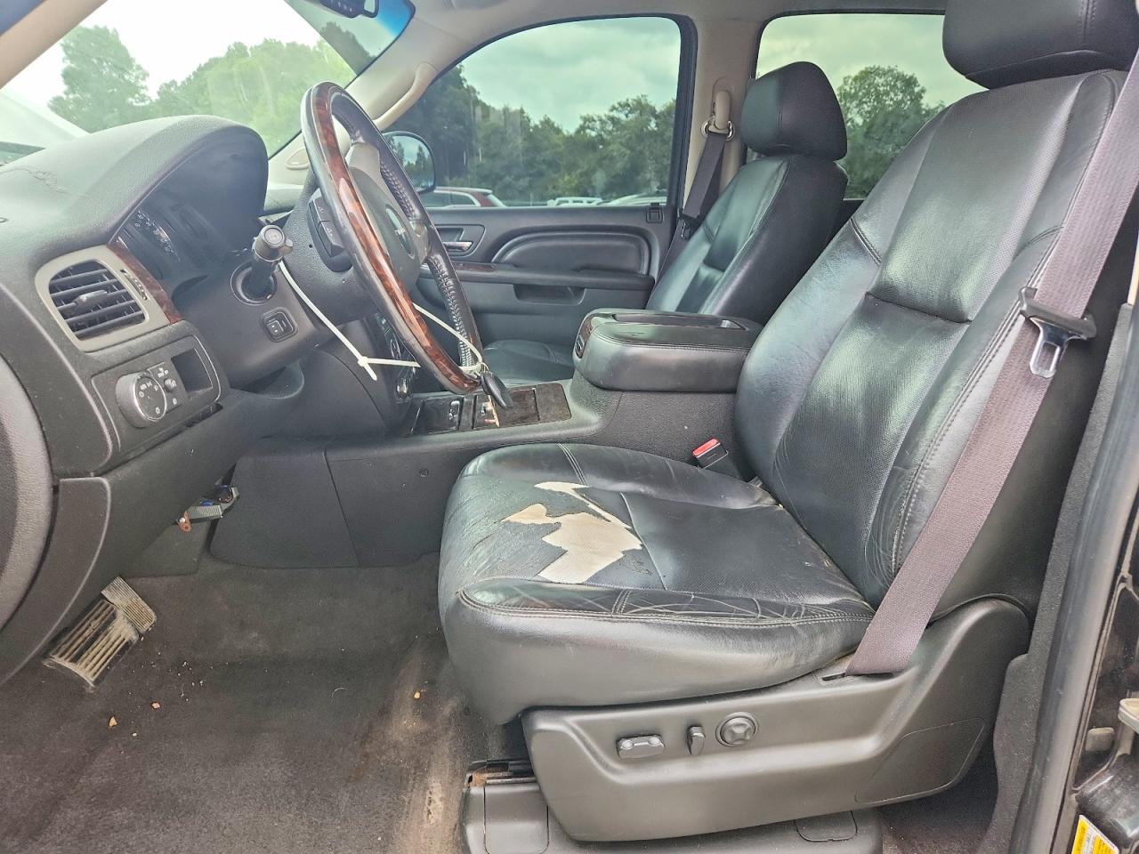2011 GMC YUKON
