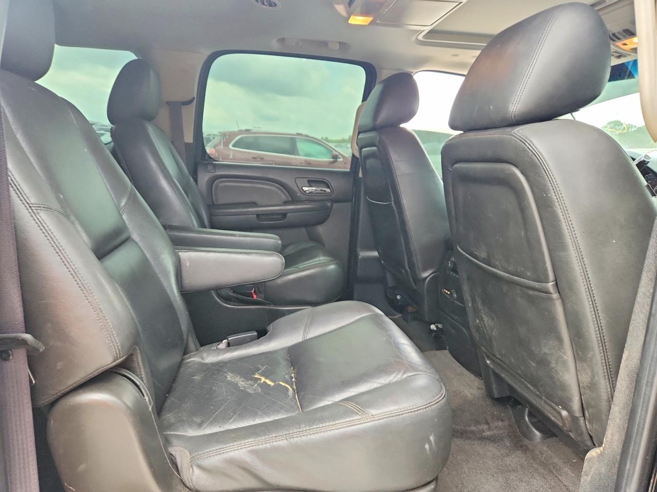 2011 GMC YUKON