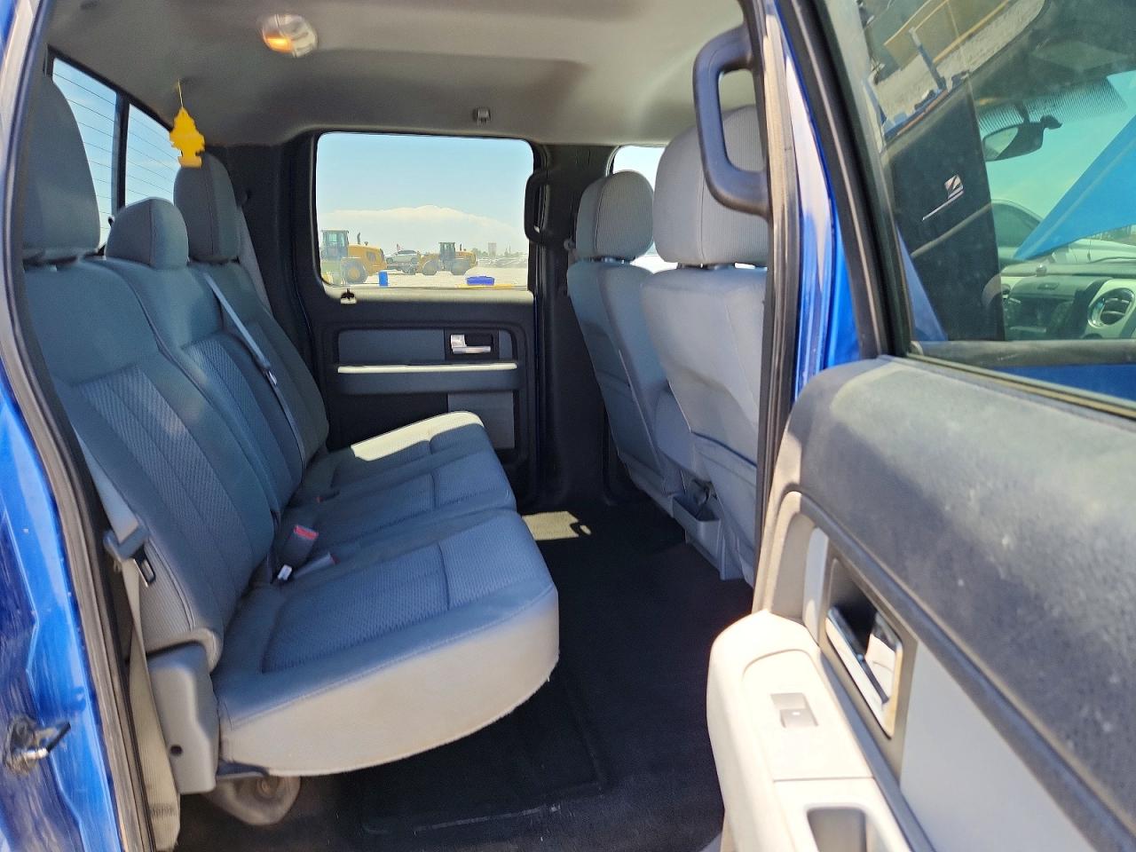 2013 FORD F150