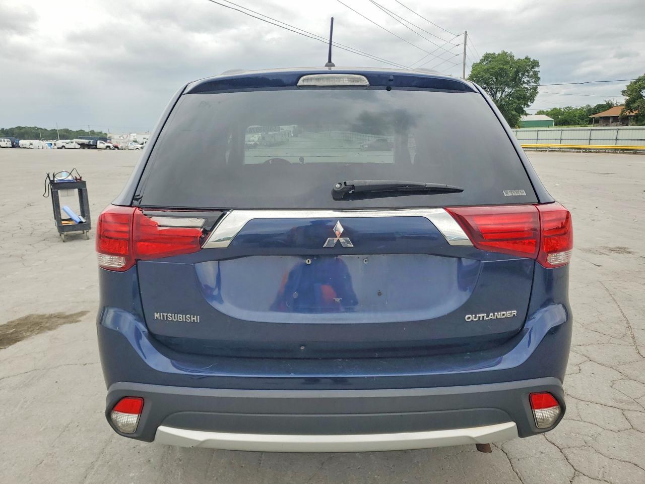 2016 MITSUBISHI OUTLANDER