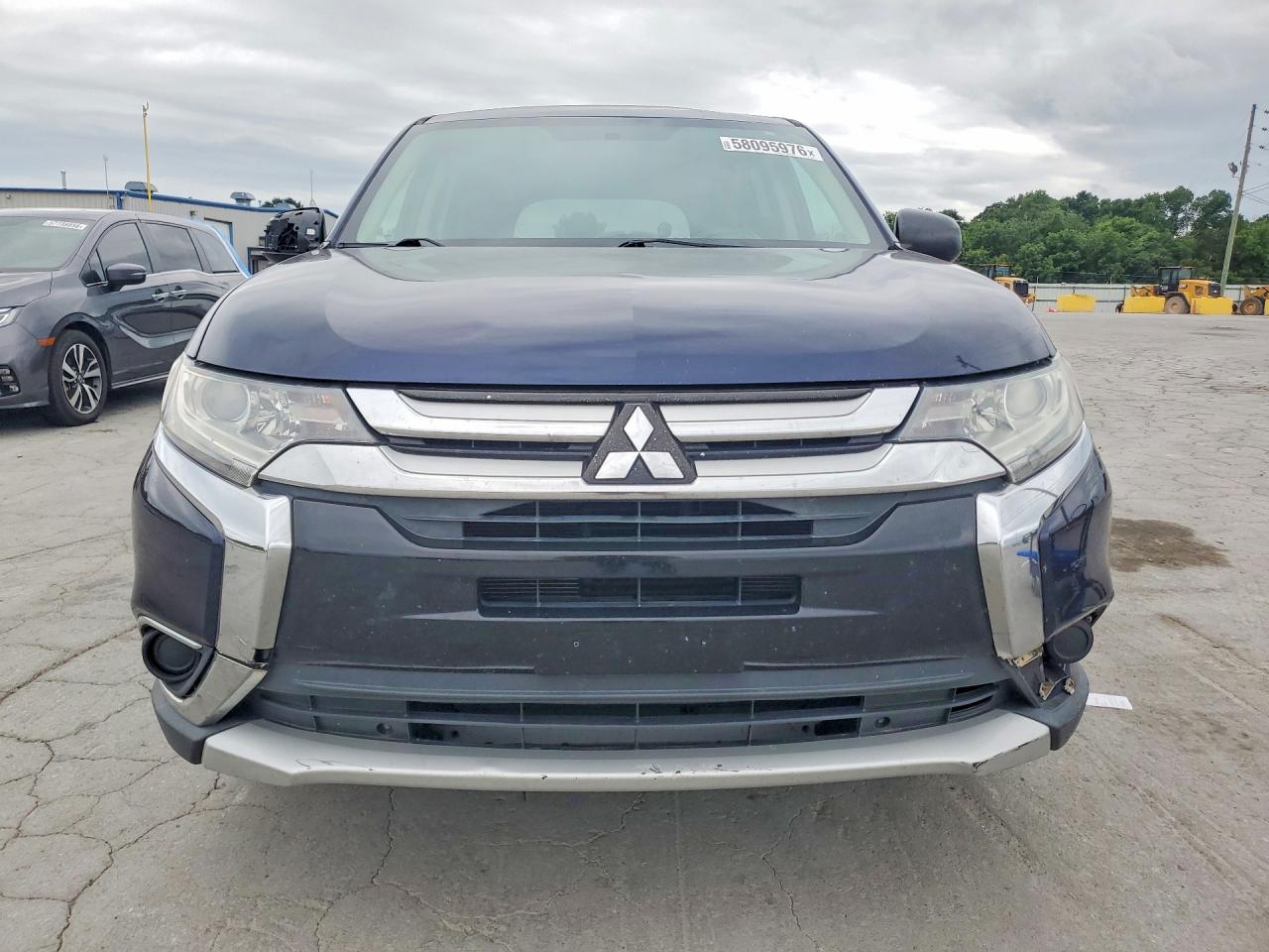 2016 MITSUBISHI OUTLANDER