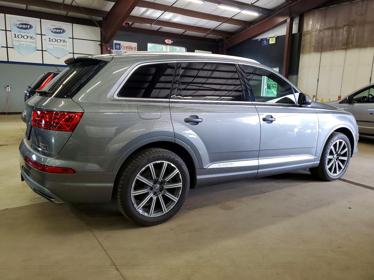 2017 AUDI Q7