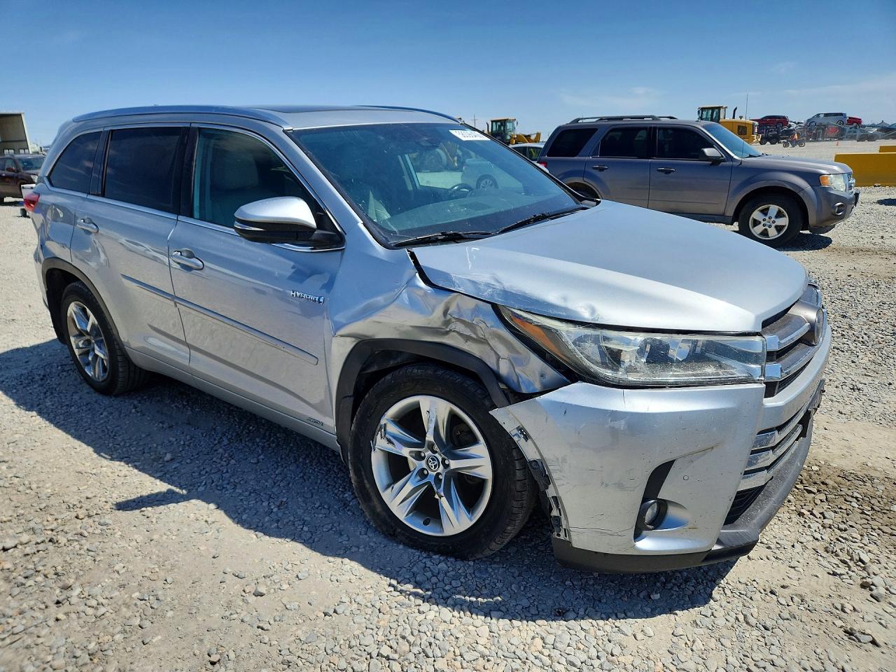 2019 TOYOTA HIGHLANDER