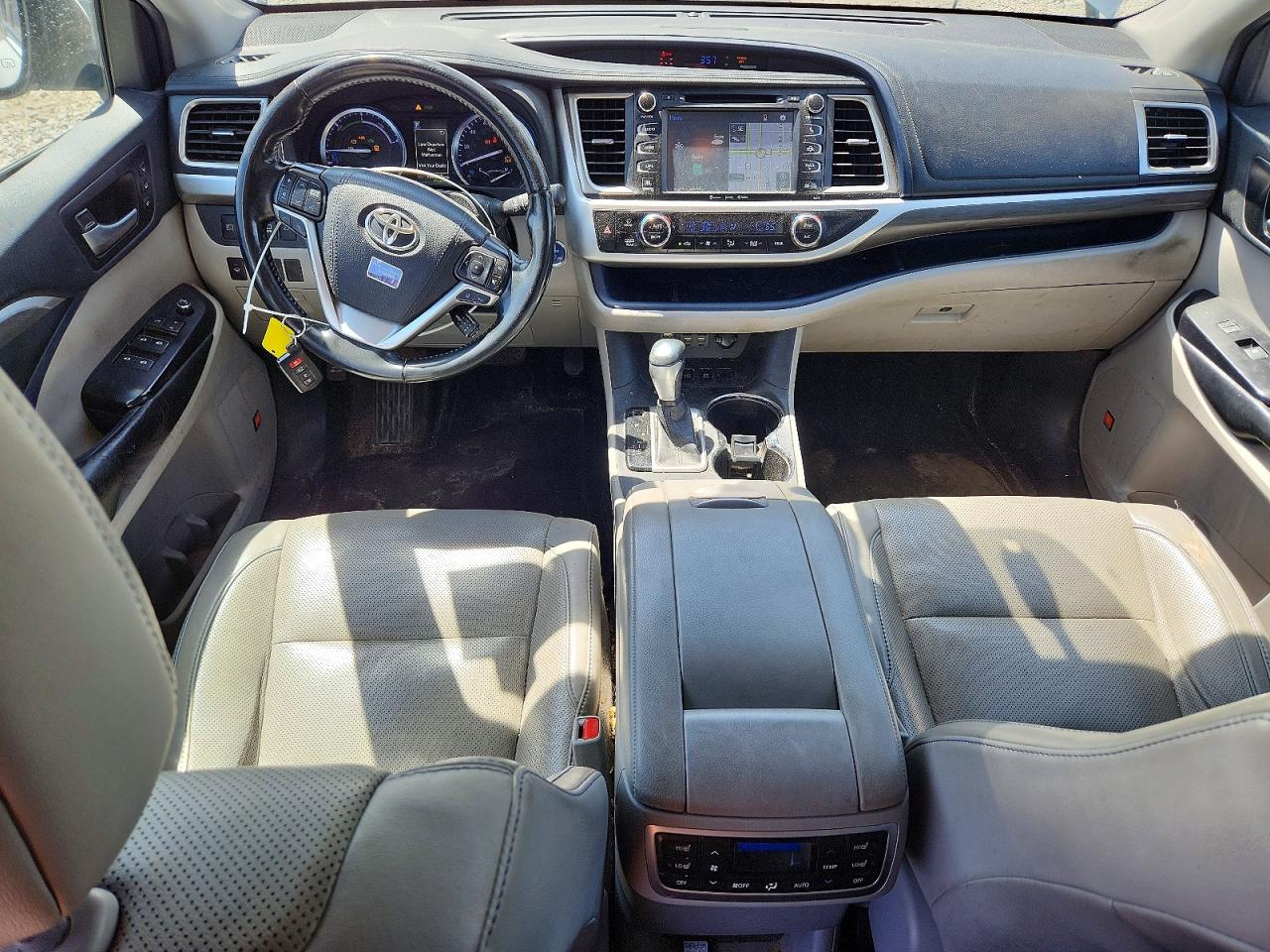 2019 TOYOTA HIGHLANDER