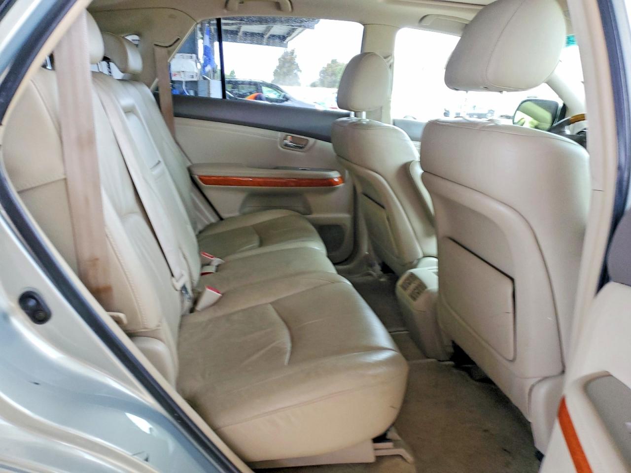 2004 LEXUS RX330