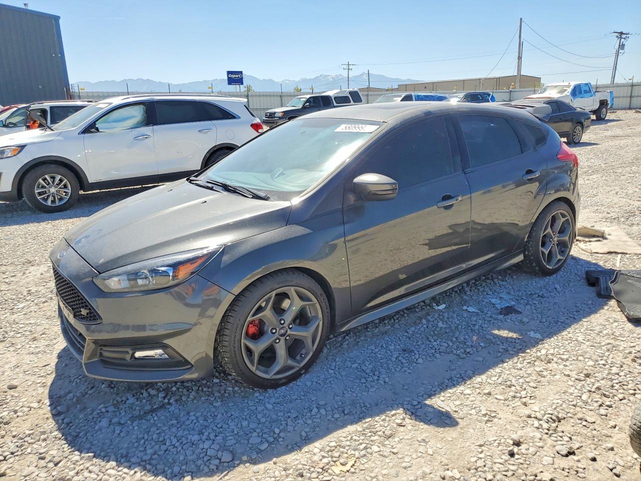 2016 FORD FOCUS