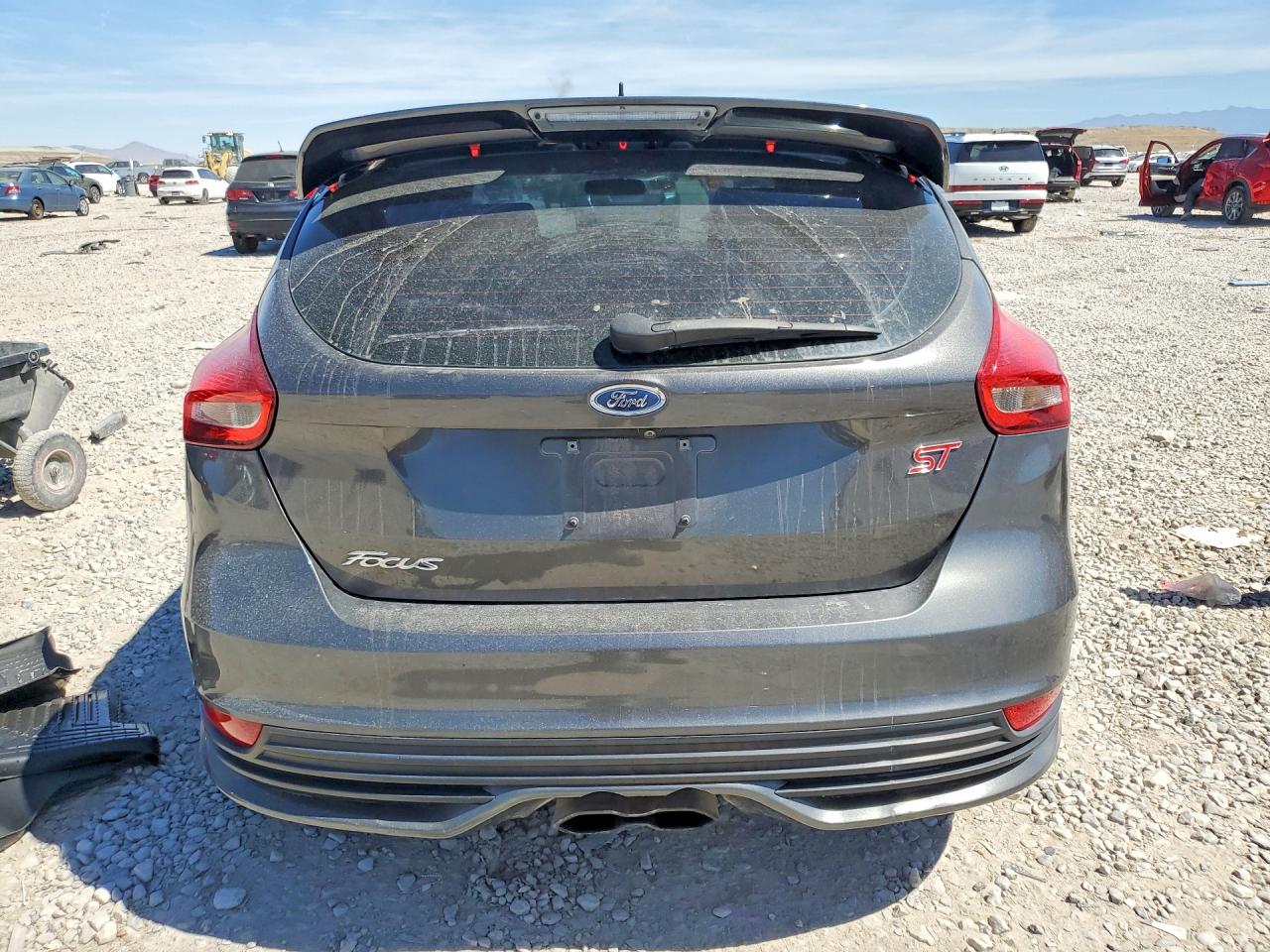 2016 FORD FOCUS