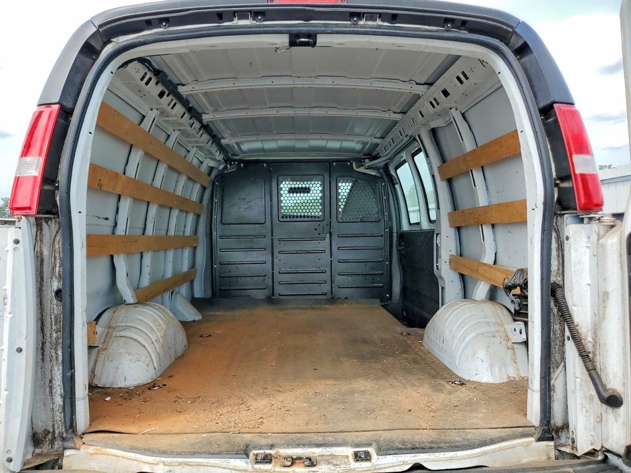 2019 GMC SAVANA G25