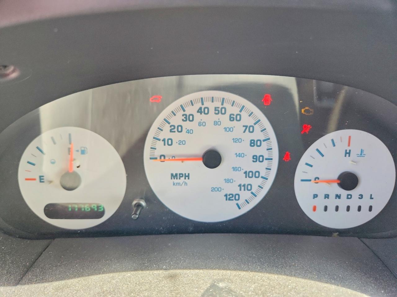 2003 DODGE CARAVAN