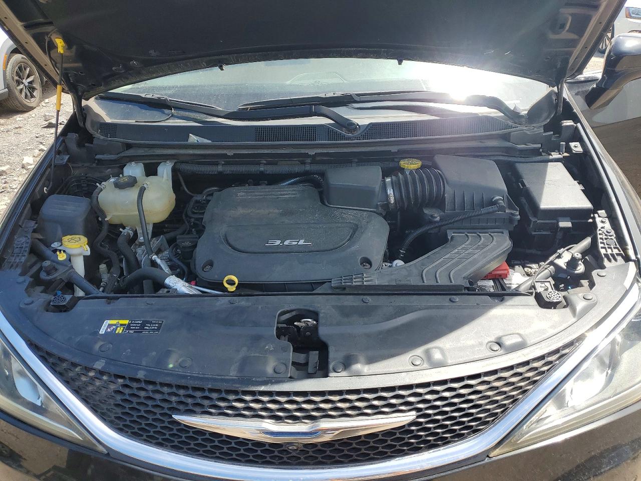2017 CHRYSLER PACIFICA