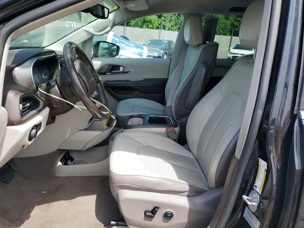 2017 CHRYSLER PACIFICA