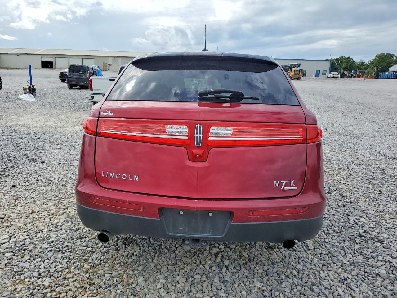 2014 LINCOLN MKT