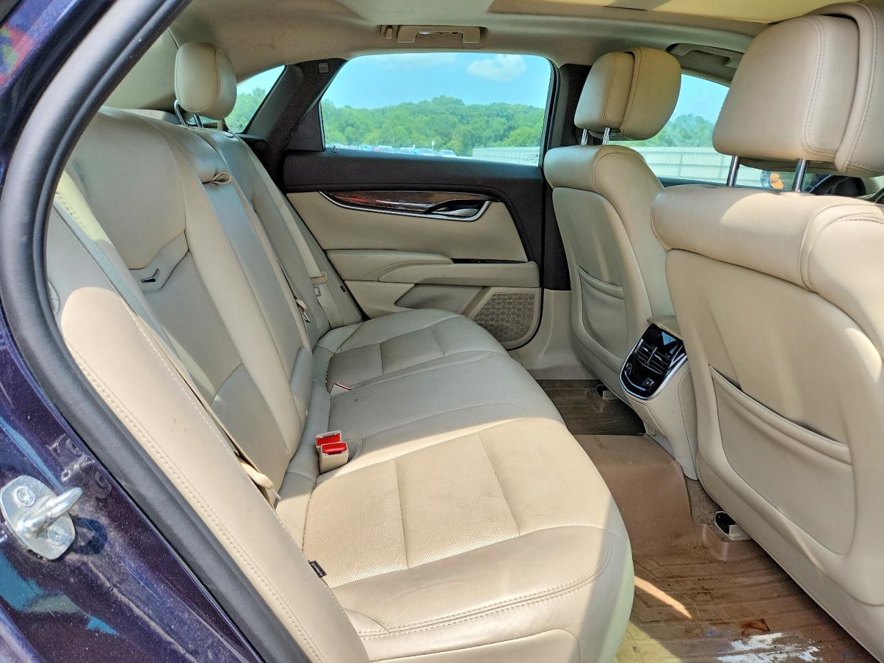 2013 CADILLAC XTS