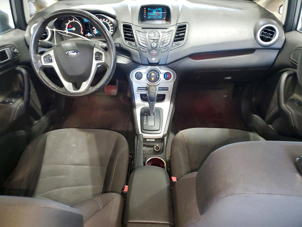 2016 FORD FIESTA