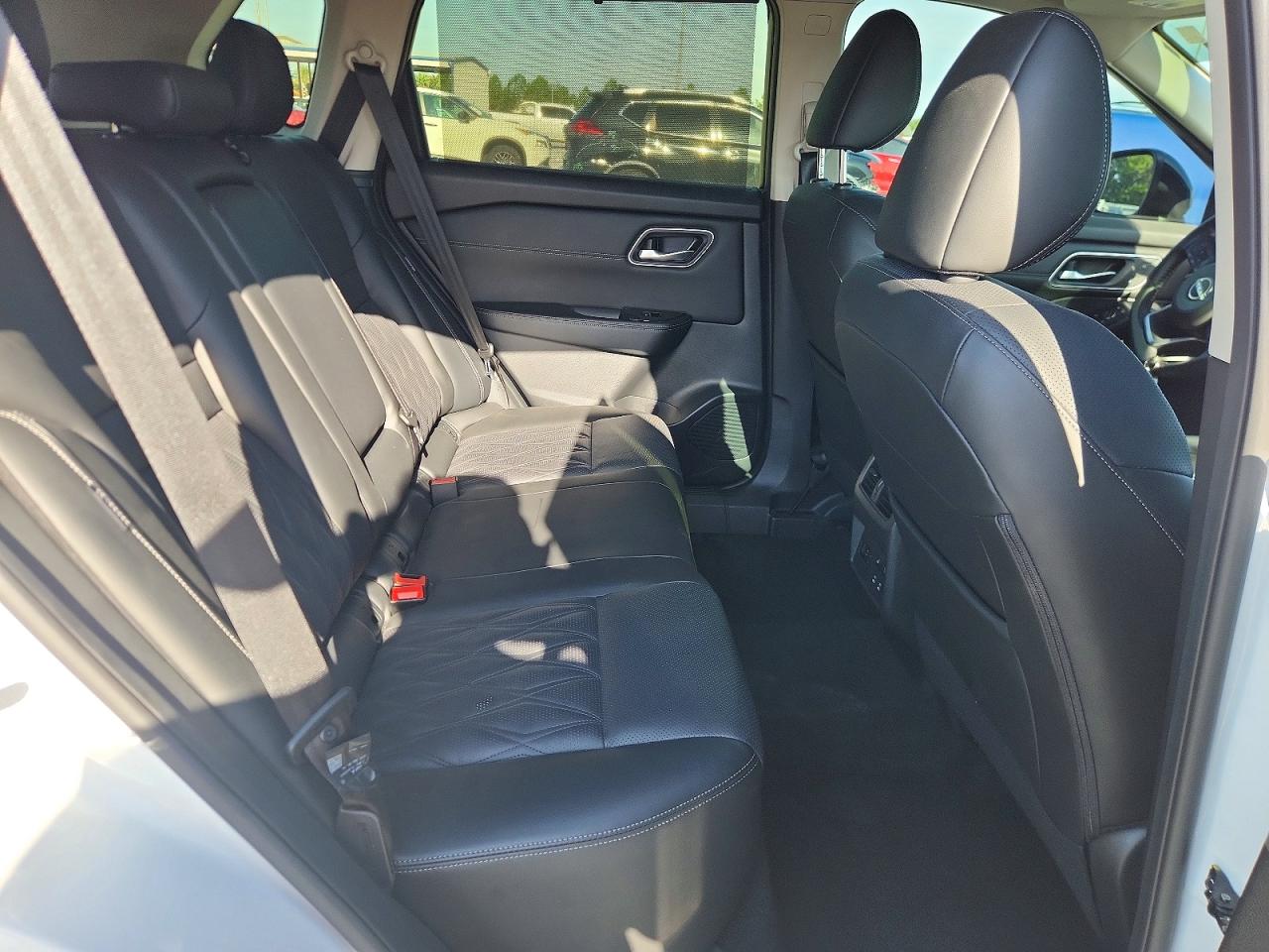 2024 NISSAN ROGUE