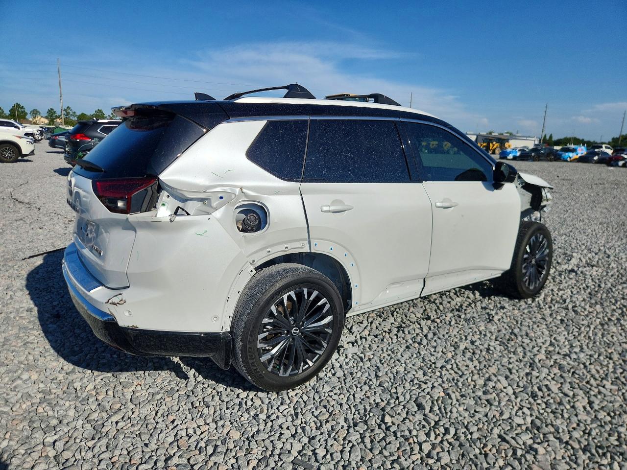 2024 NISSAN ROGUE