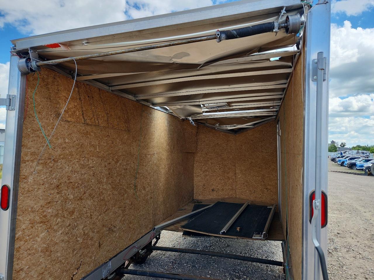 2015 LIGHTNING TRAILER