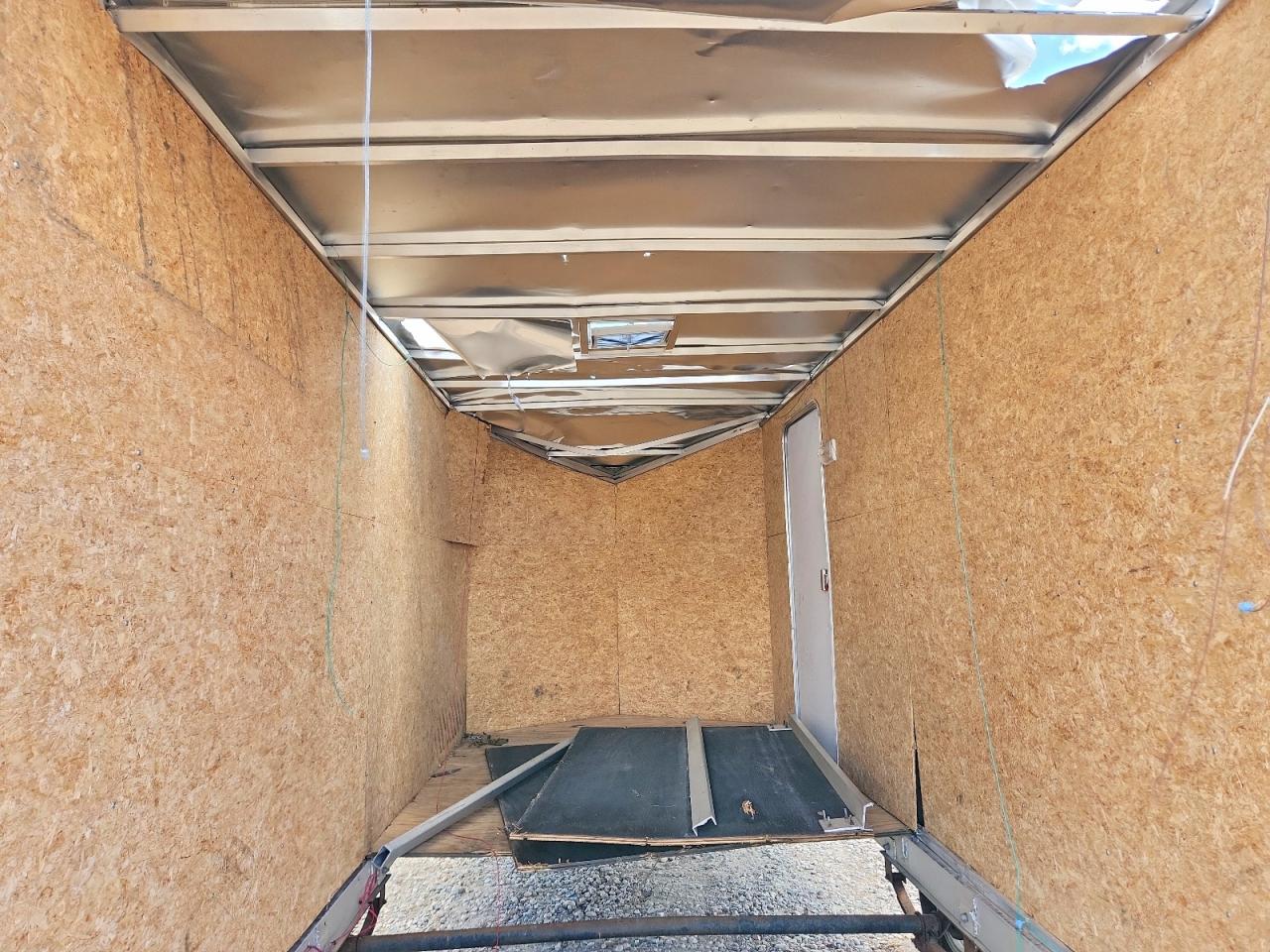 2015 LIGHTNING TRAILER
