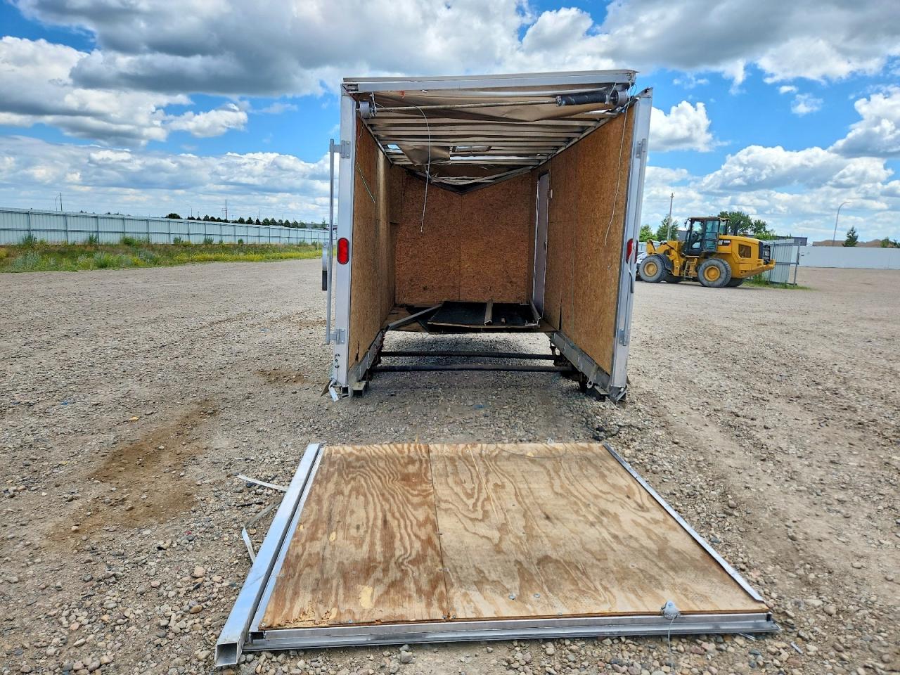 2015 LIGHTNING TRAILER