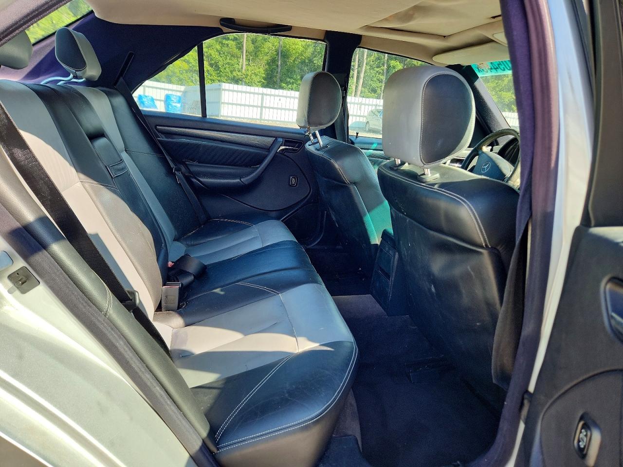 2000 MERCEDES-BENZ C-CLASS