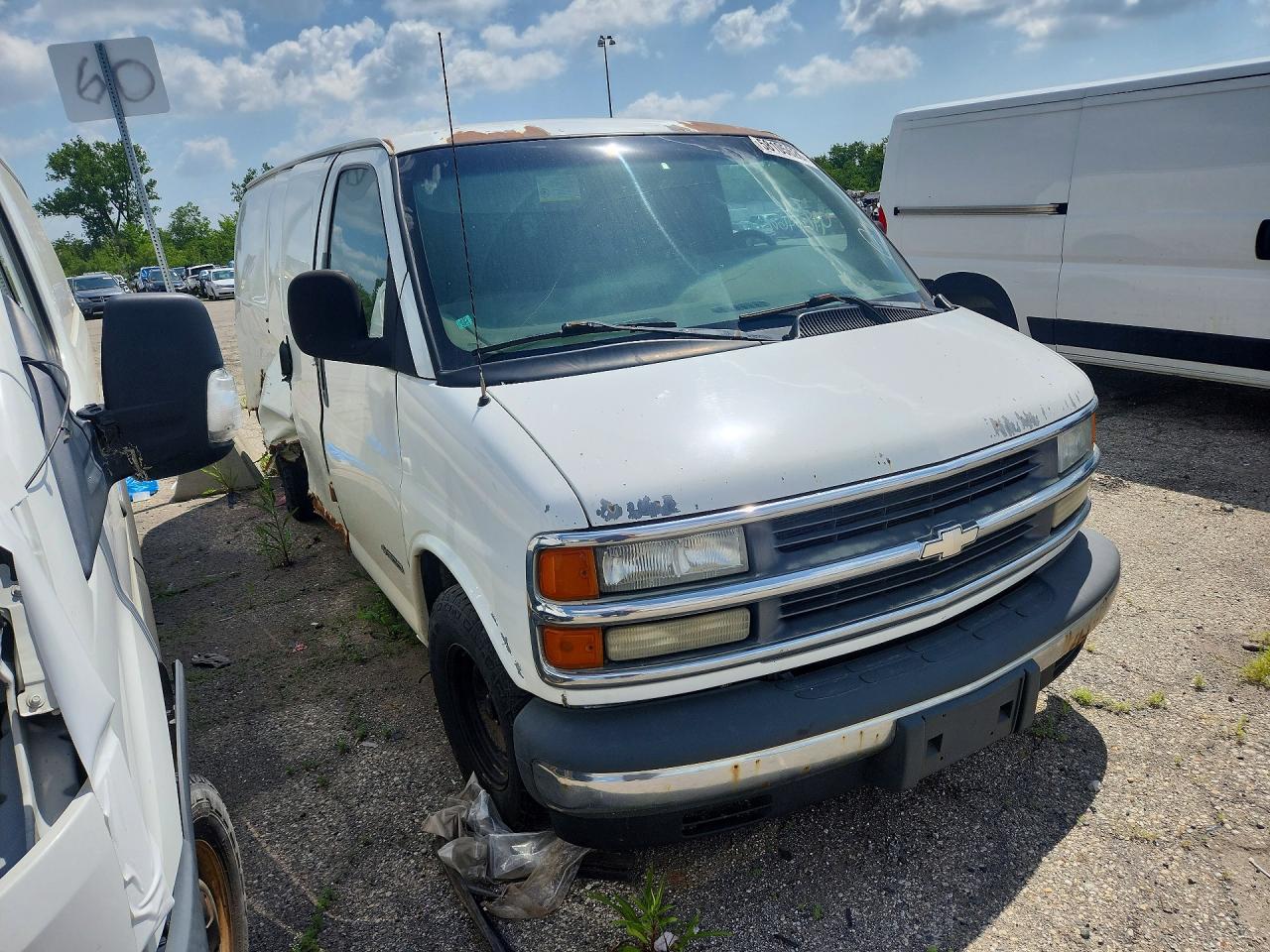 2002 CHEVROLET EXPRESS