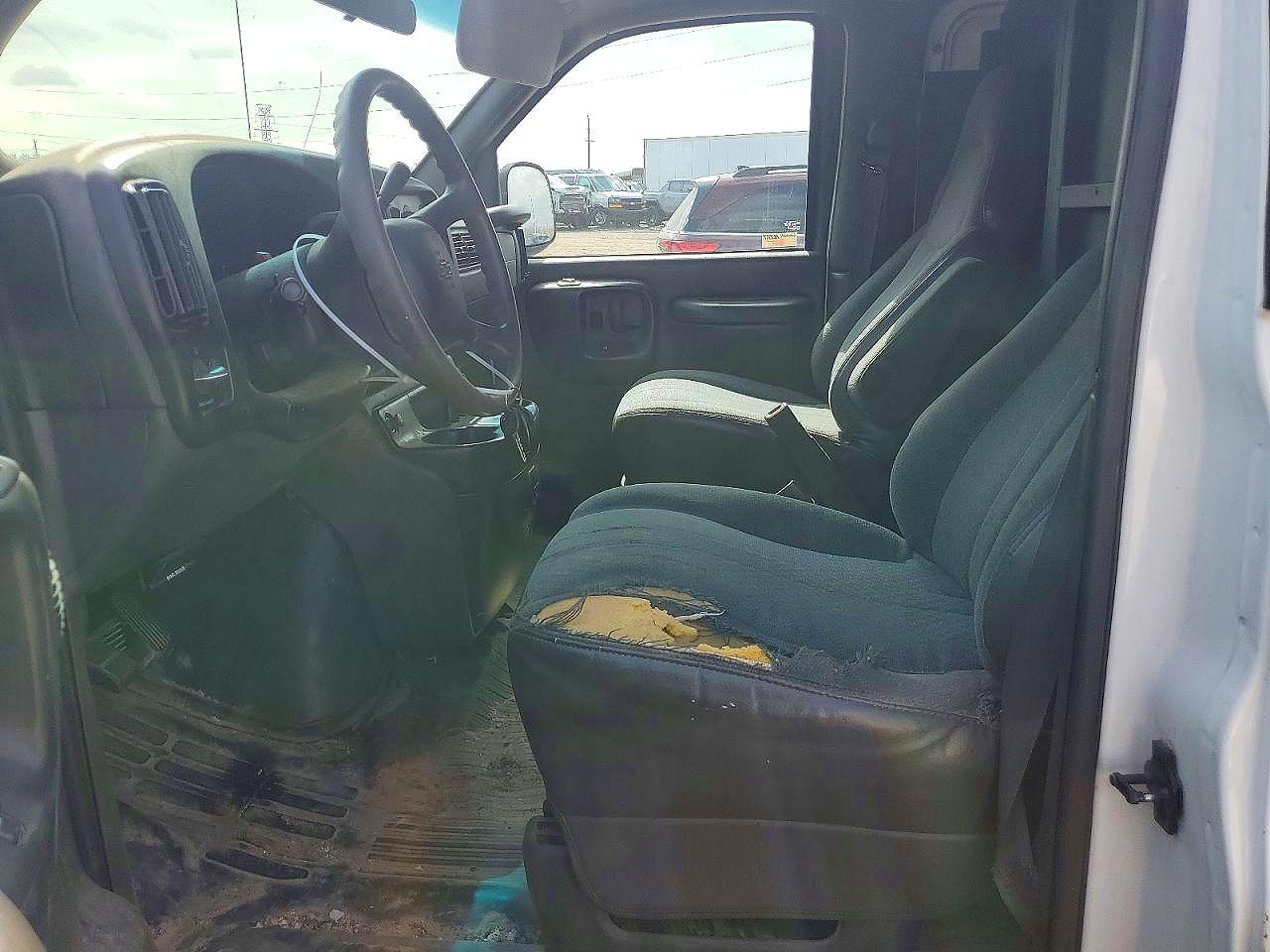 2002 CHEVROLET EXPRESS