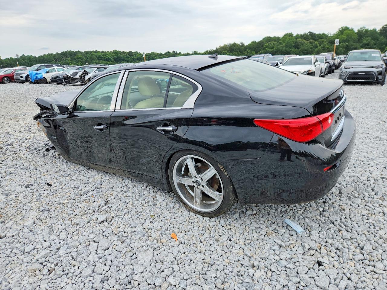 2017 INFINITI Q50