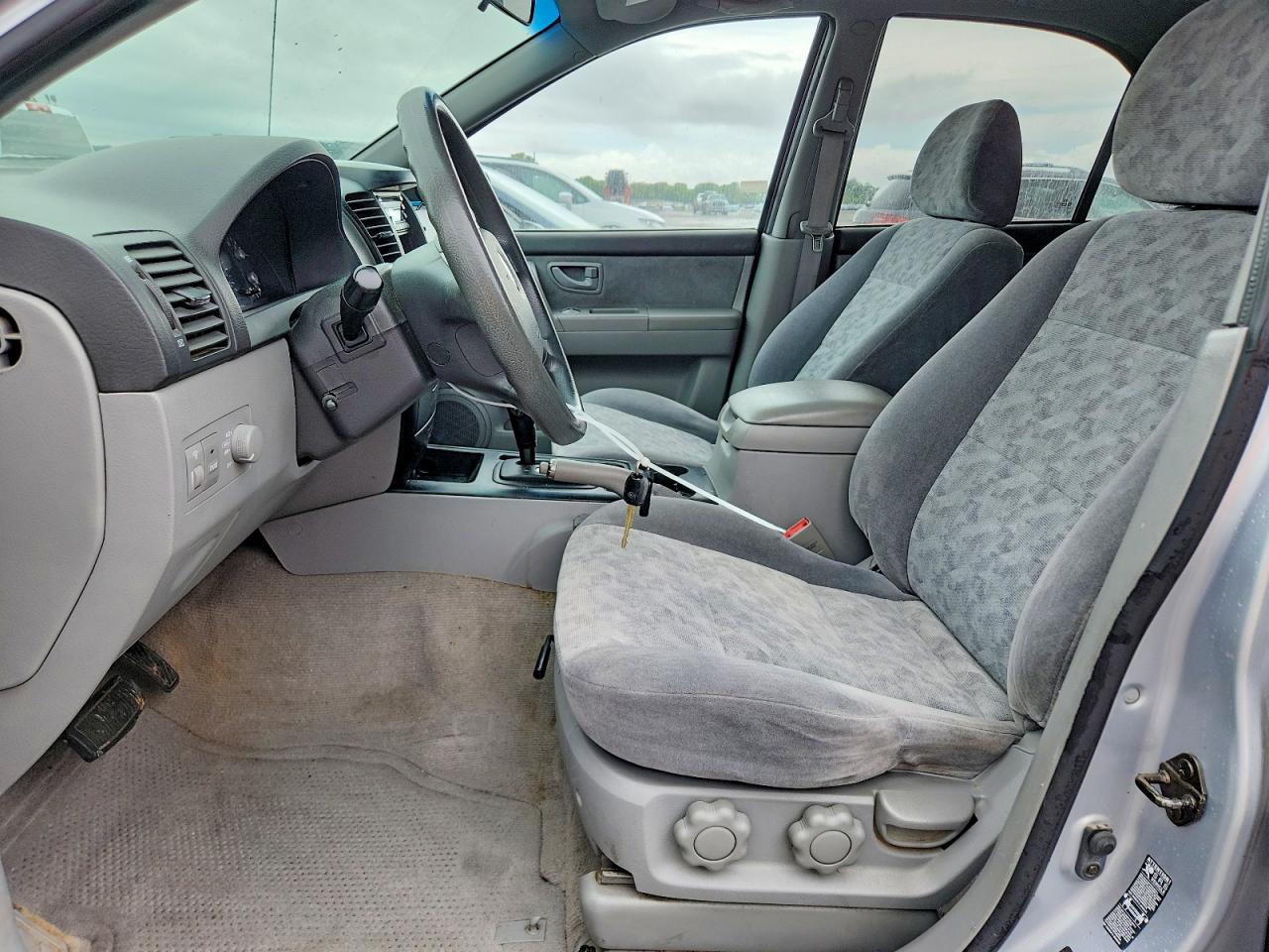 2004 KIA SORENTO