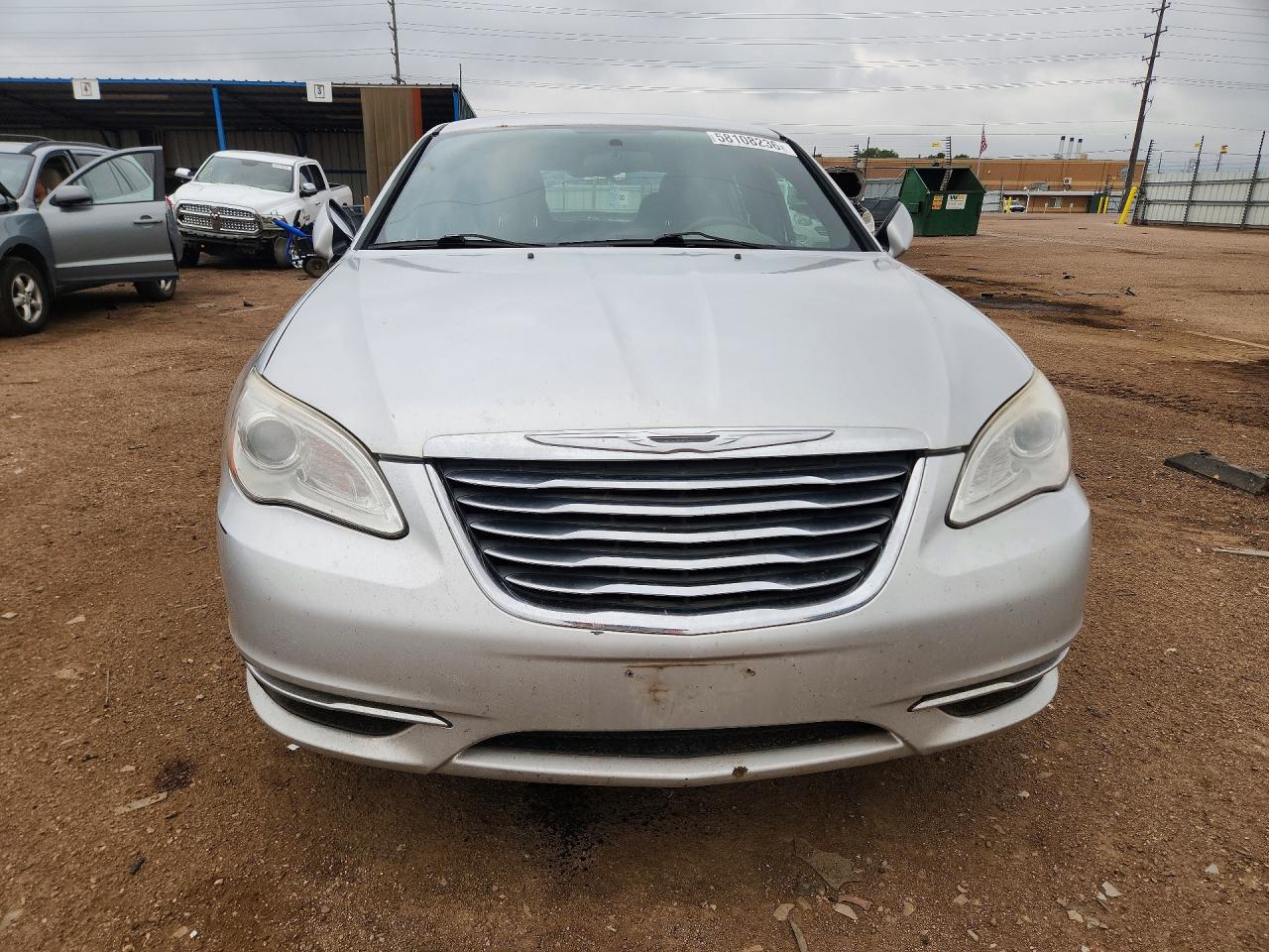2012 CHRYSLER 200