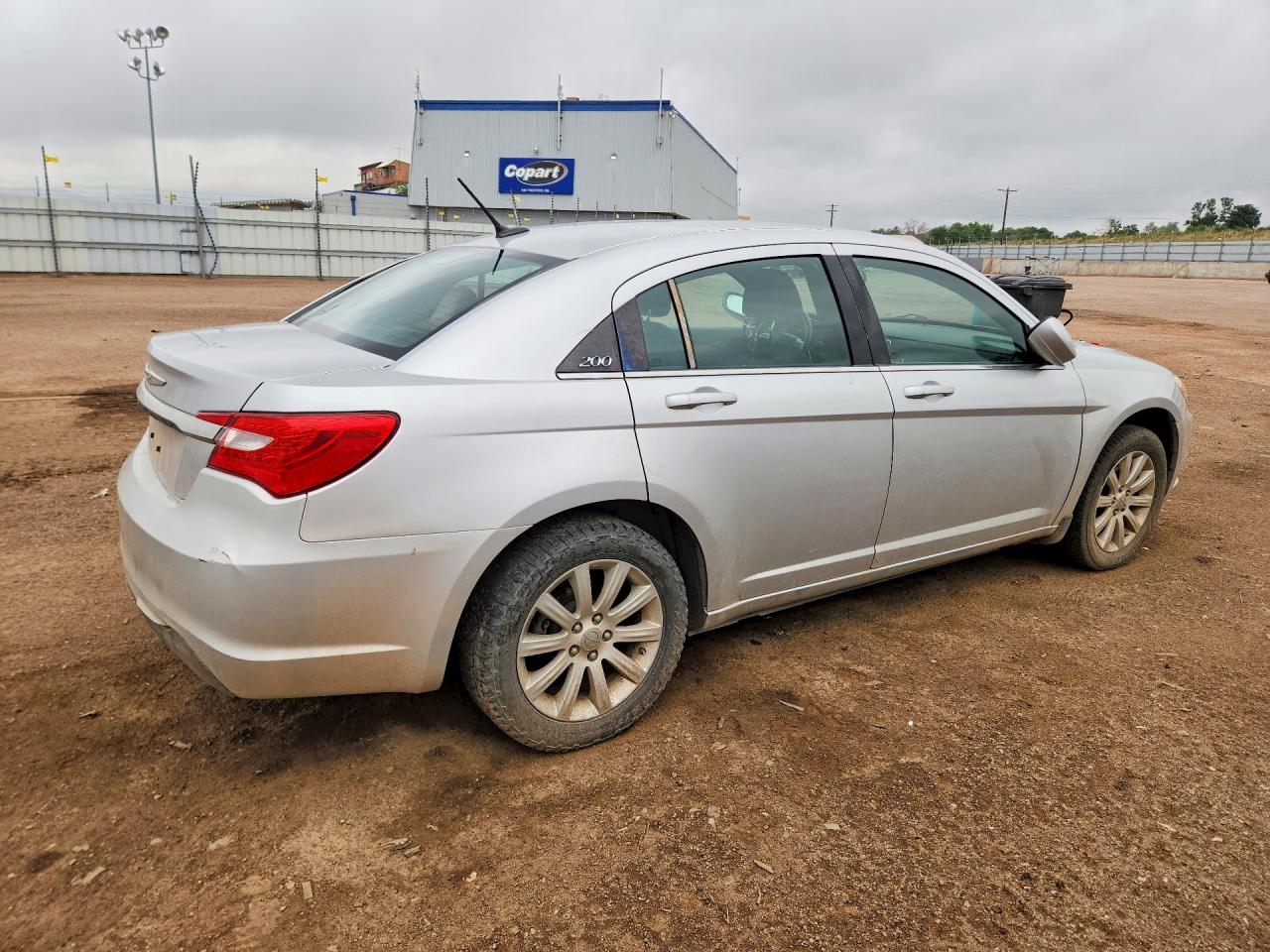 2012 CHRYSLER 200