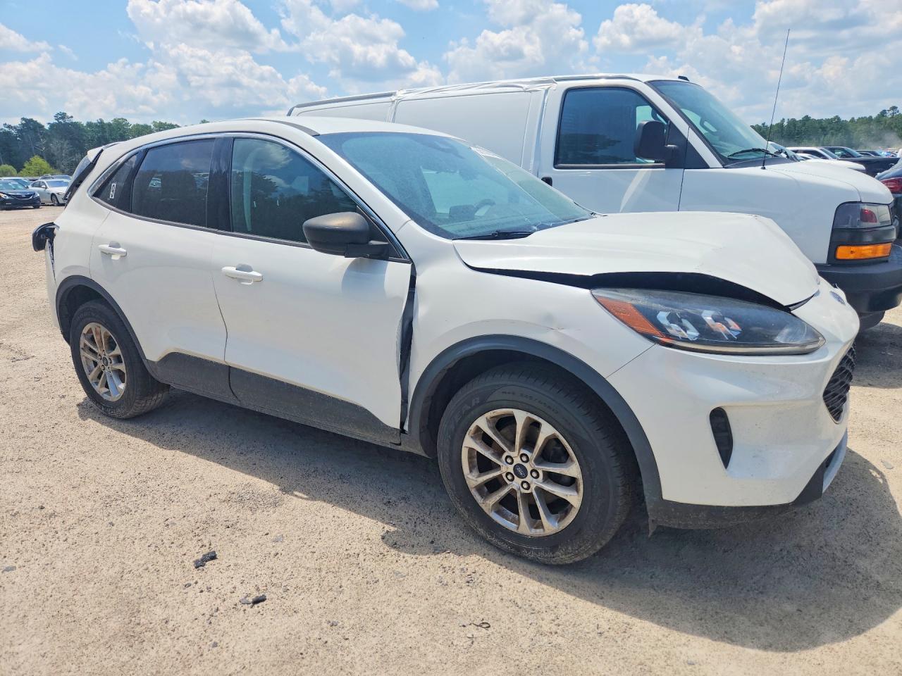 2022 FORD ESCAPE