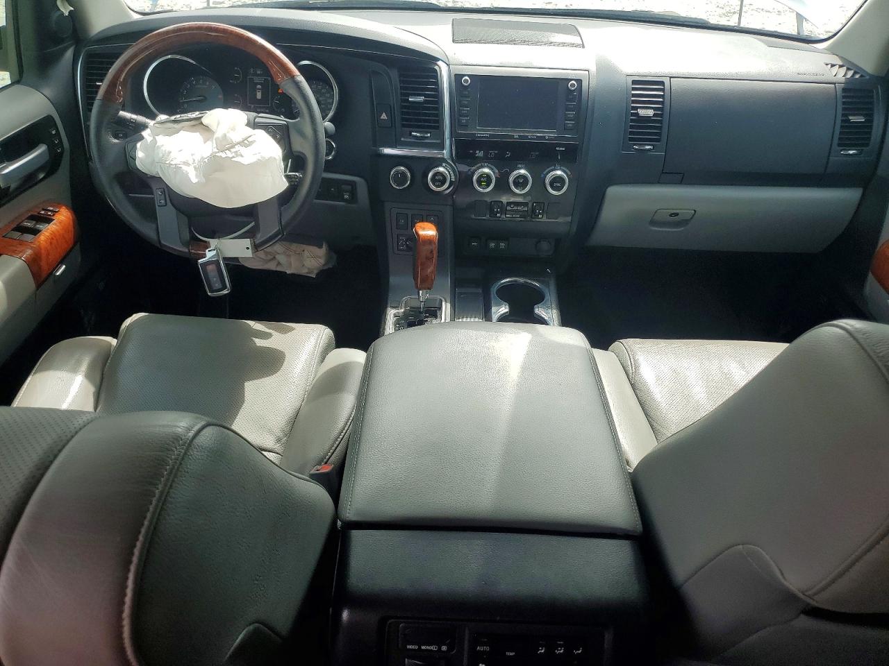 2020 TOYOTA SEQUOIA